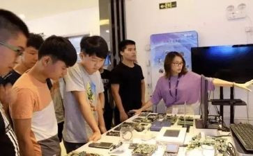 编辑员工作总结精选7篇