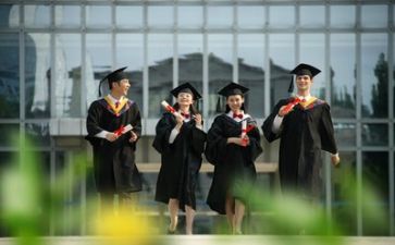 毕业鉴定表自我鉴定300字最新6篇