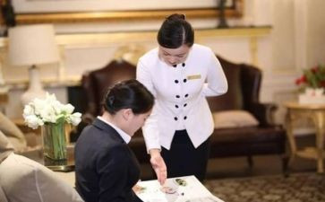 2024餐饮述职报告8篇