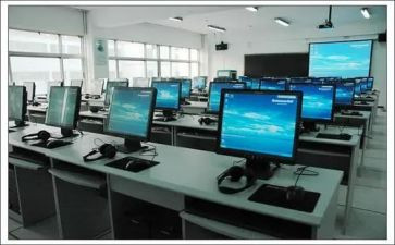 电教述职报告6篇