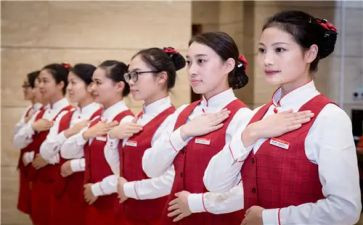 服务员年终总结个人总结通用6篇