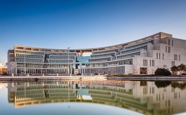 2024年高校教师年终工作总结精选5篇