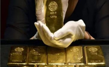卖黄金的月工作总结7篇