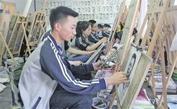 绘画课活动方案推荐5篇