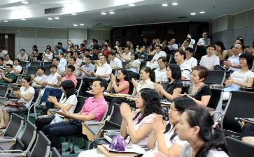 教职工三八活动方案6篇