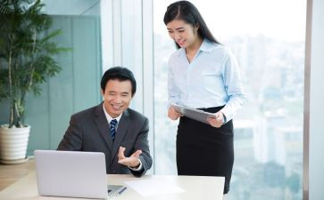 经理的年度总结报告6篇