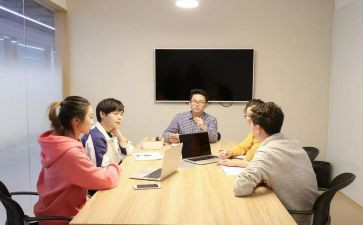 做礼仪培训师工作总结5篇