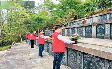 扫墓校长讲话稿5篇