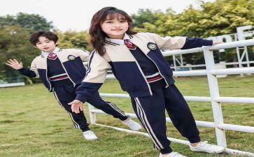 校服采购合同7篇