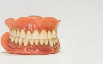 小班《保护牙齿》健康教案6篇
