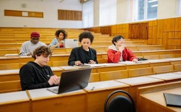 研一学年鉴定表自我鉴定6篇