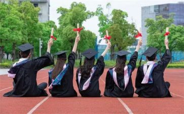 大学应届毕业生自我鉴定范文5篇
