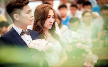 婚礼证婚人讲话稿5篇