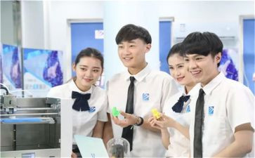 中职教师自我鉴定6篇