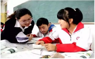 初中二年级班工作总结5篇